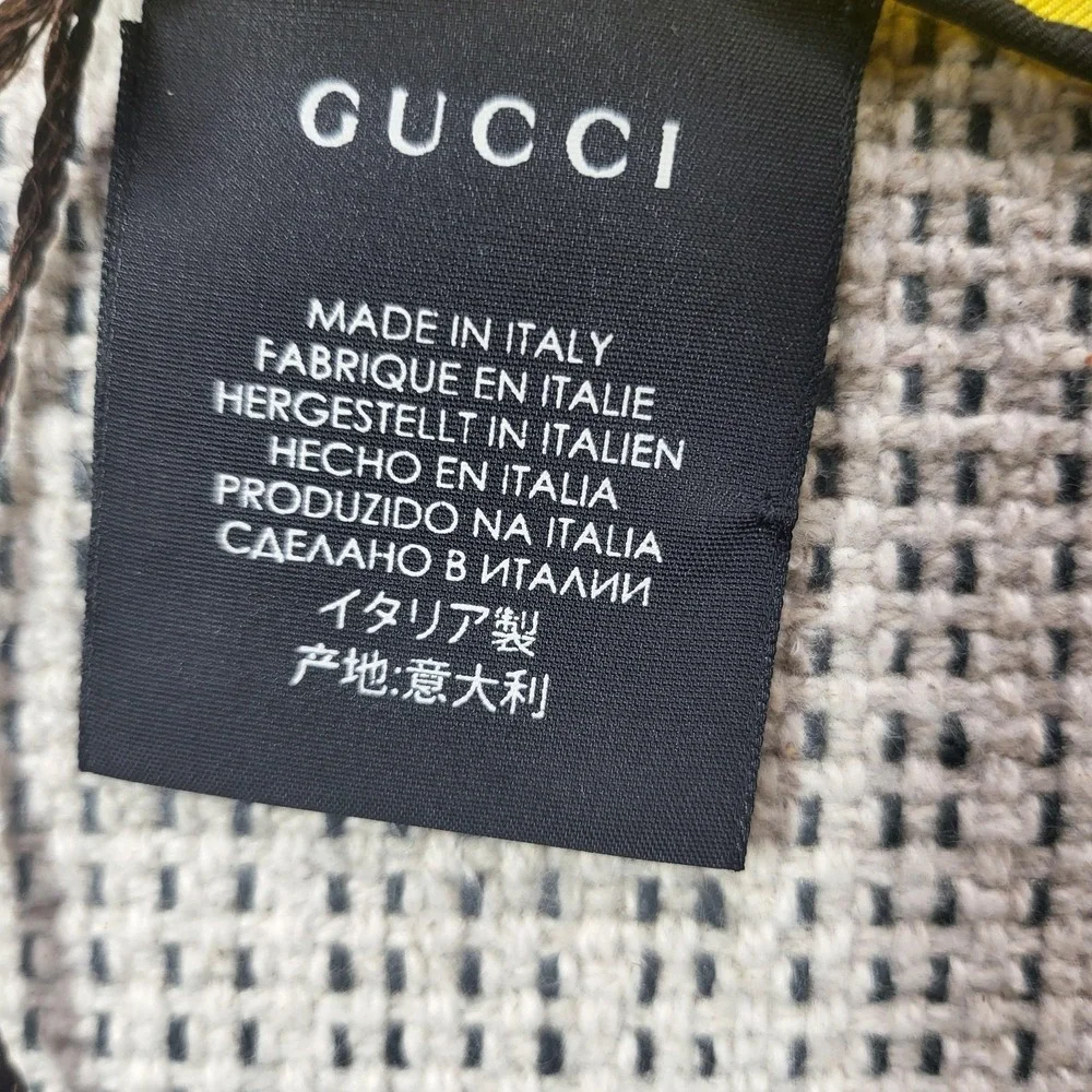 Gucci Scarf Womens‎ Silk Square Waterlilies Elephant L'Aveugle Par Amour